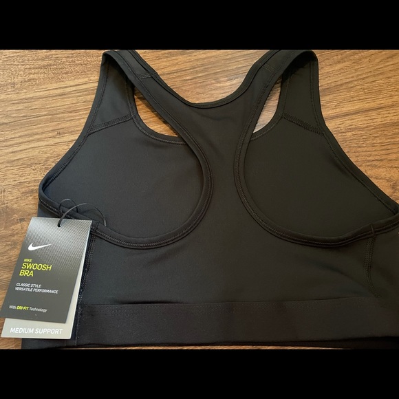 NIKE Dri-FIT Swoosh Sports Bra MED - Picture 3 of 6